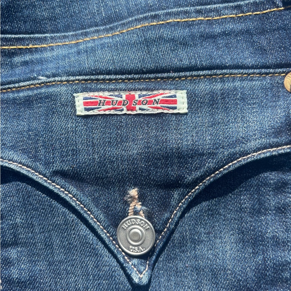 EUC Women’s Hudson Collin Flap Skinny Jean Size 24 waist 29” - Picture 3 of 9